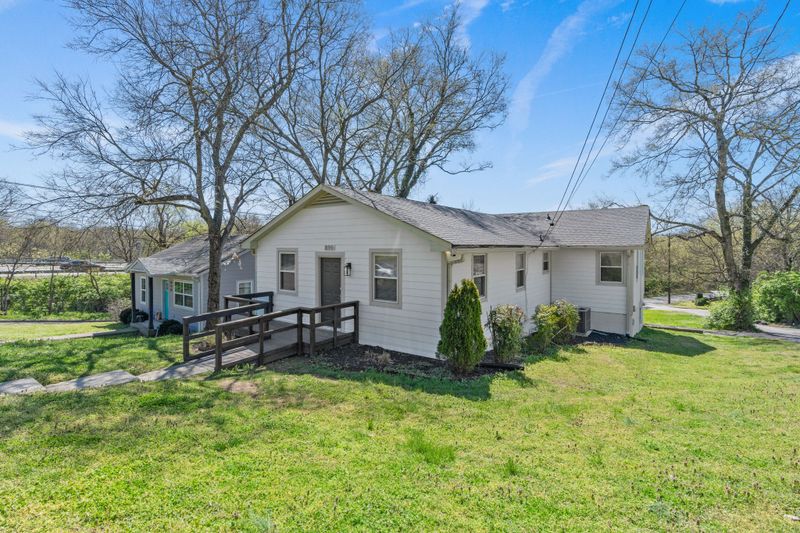 896 W Sharpe Ave, Nashville, TN 37206