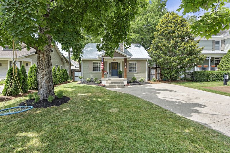4008 Nebraska Ave, Nashville, TN 37209