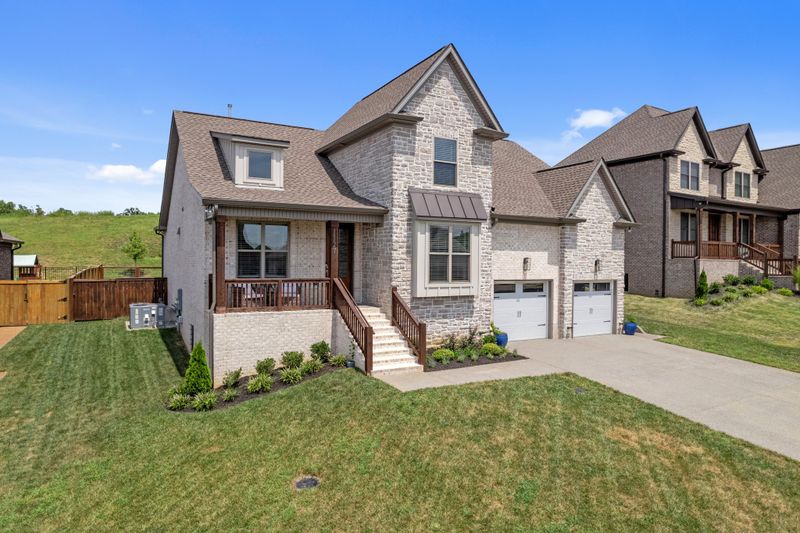 1127 Secretariat Dr, Mount Juliet, TN 37122