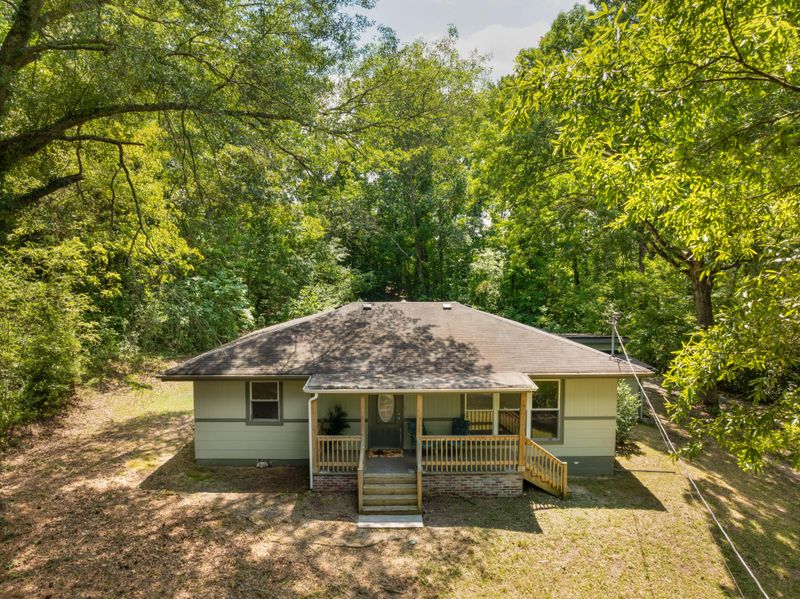 489 Crest Dr, Ringgold, GA 30736