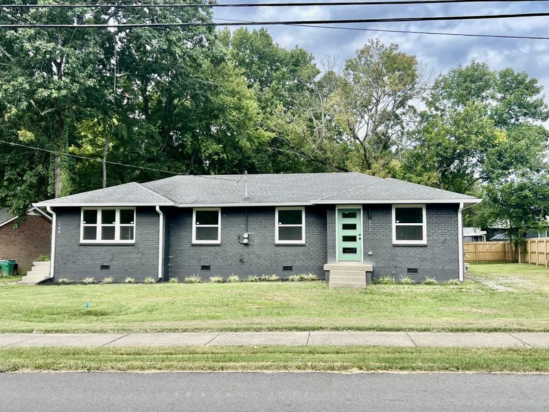 248 Harbor Dr, Hendersonville, TN 37075