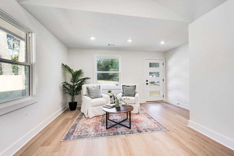 248 Harbor Dr, Hendersonville, TN 37075