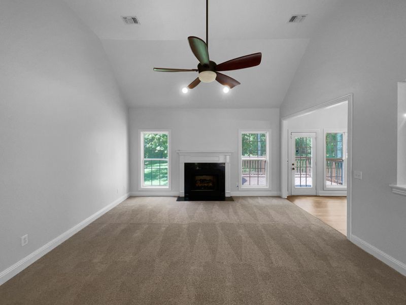 7237 Saundersville Rd, Mount Juliet, TN 37122