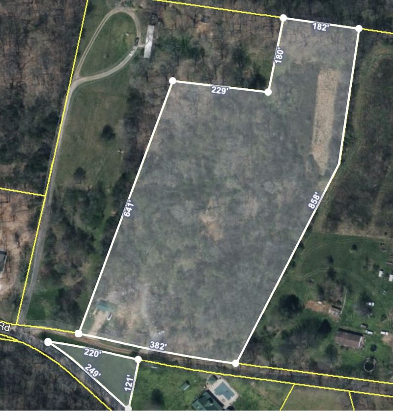 626 Weeping Willow Rd, Hendersonville, TN 37075