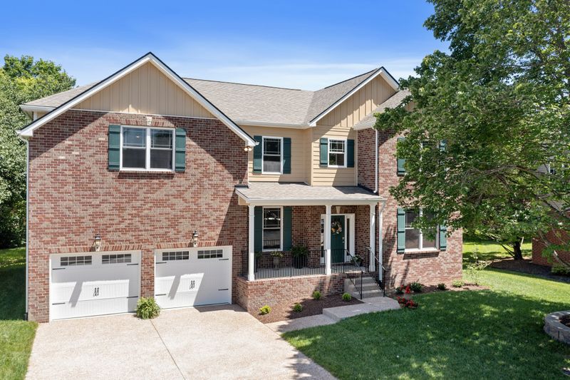 104 Lancelot Ln, Franklin, TN 37064