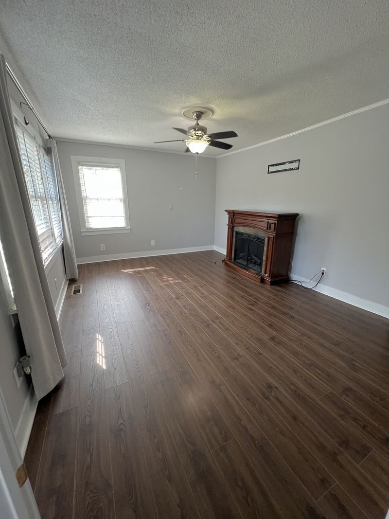 711 Jefferson Ave E, Carthage, TN 37030