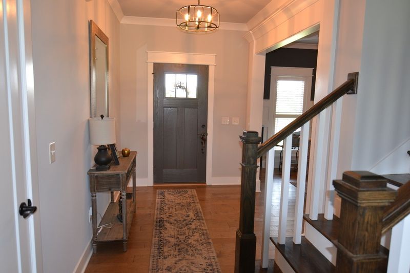1608 N Side Dr, Murfreesboro, TN 37130
