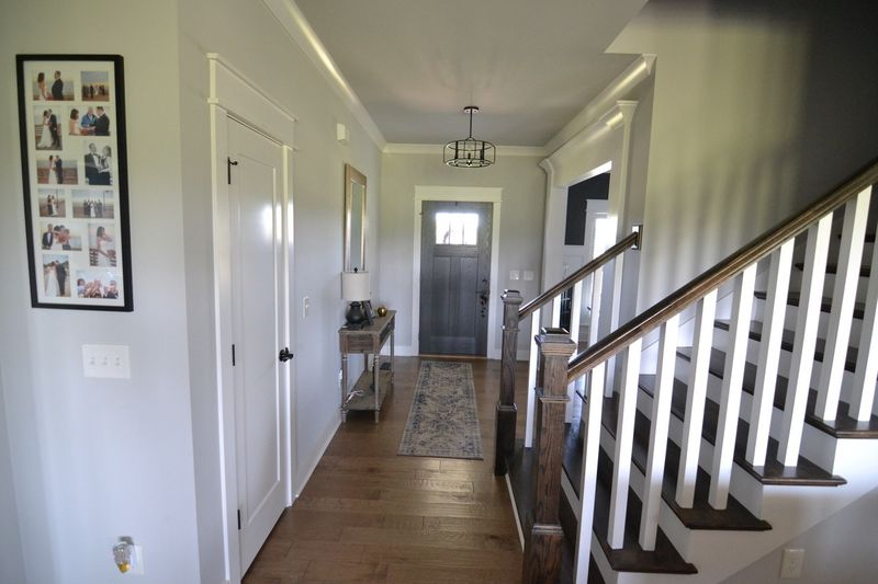 1608 N Side Dr, Murfreesboro, TN 37130