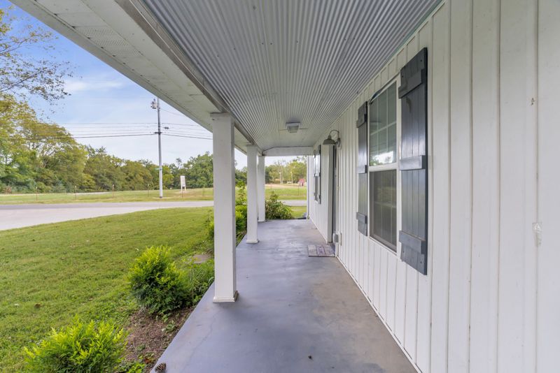 214 Maple St, Adams, TN 37010