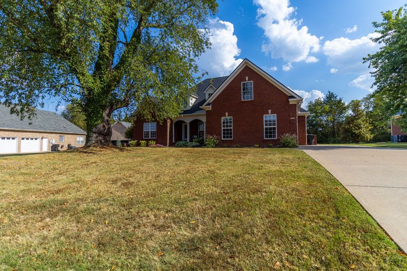 5042 Macarthur Ave, Murfreesboro, TN 37129