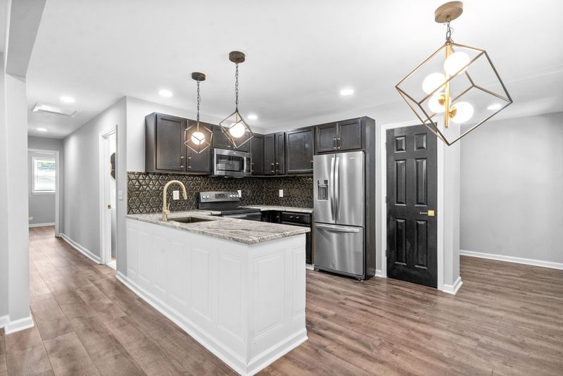 2761 Old Matthews Rd, Nashville, TN 37207