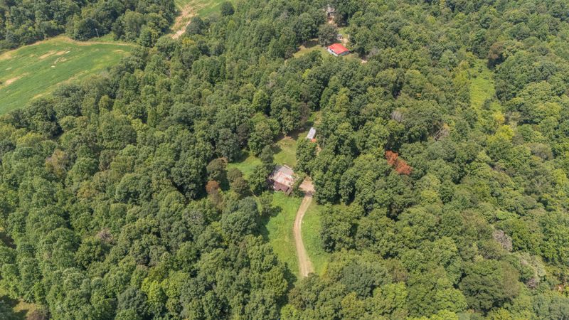 2290 Fairfield Rd, Westmoreland, TN 37186