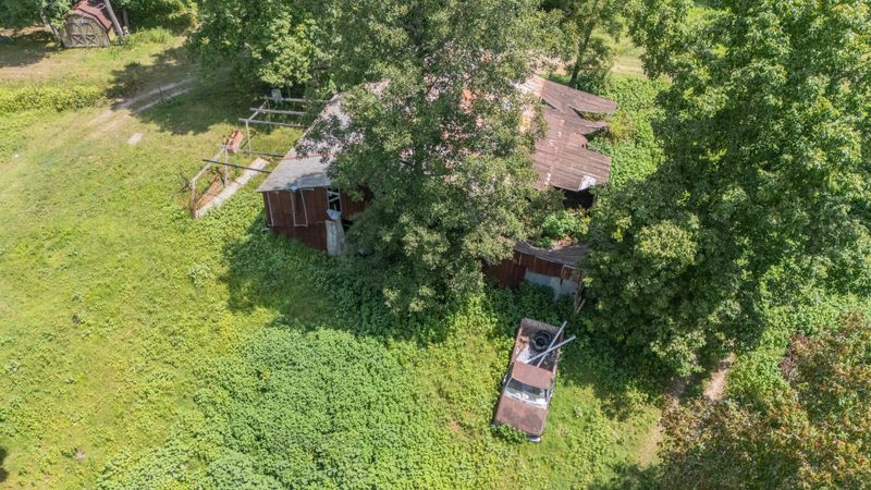 2290 Fairfield Rd, Westmoreland, TN 37186