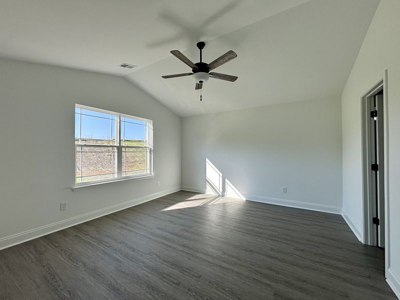 1142 Addler Dr, Springfield, TN 37172