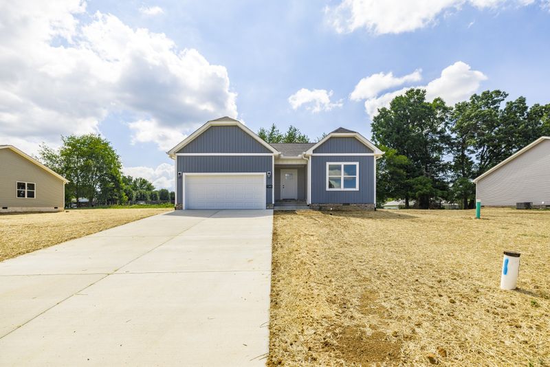 1345 Angus Way, Greenbrier, TN 37073
