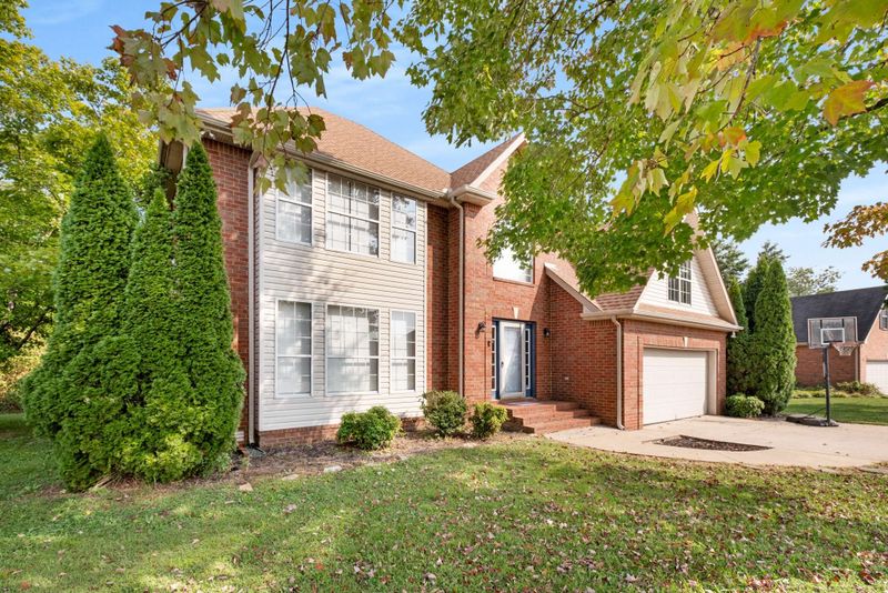 1515 Boone Ct, Murfreesboro, TN 37130
