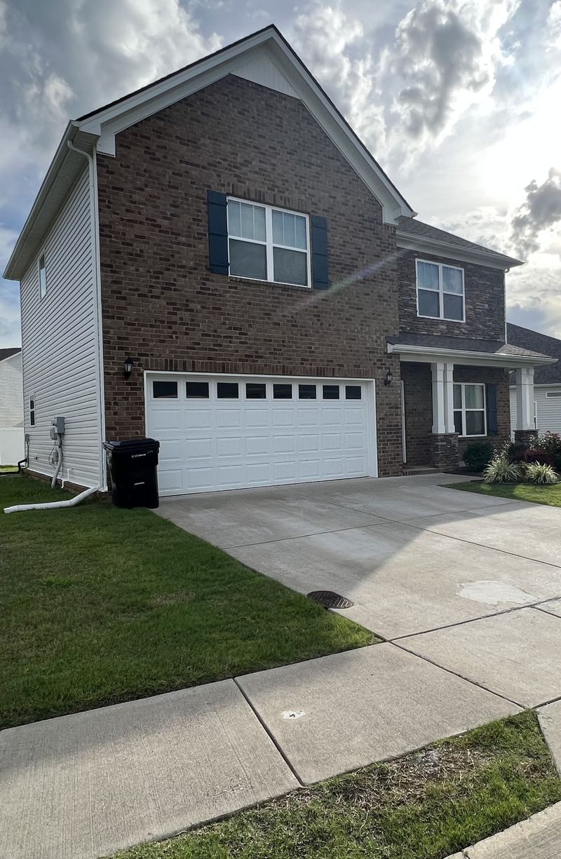 2014 Sainfoin Way, Murfreesboro, TN 37128
