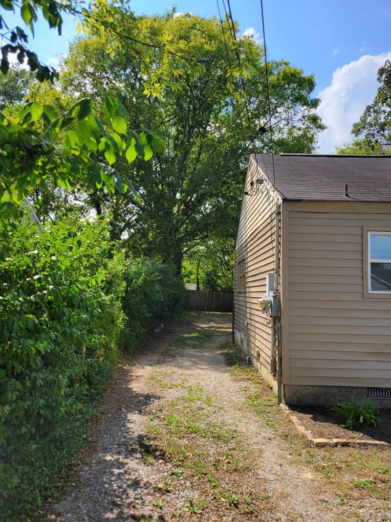 22 Biscayne Blvd, Rossville, GA 30741