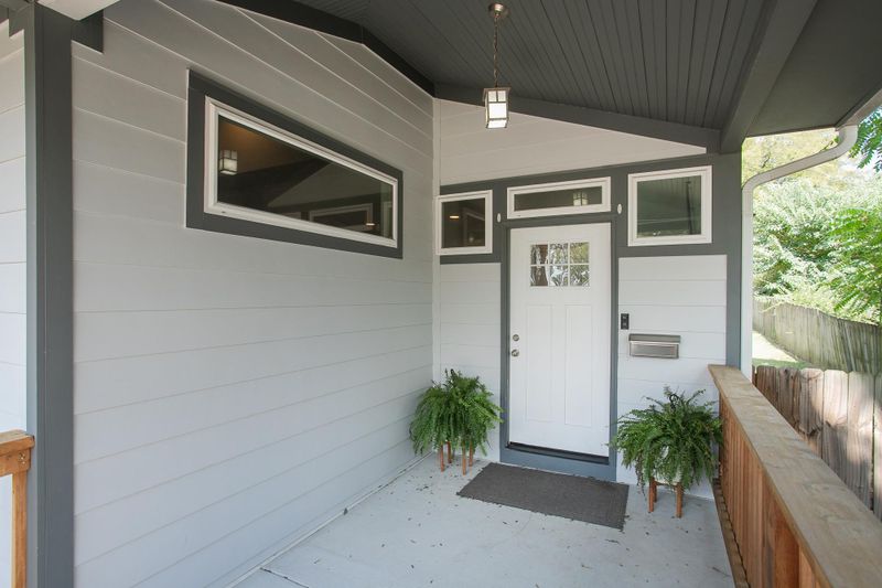 1722 14th Ave N, Nashville, TN 37208
