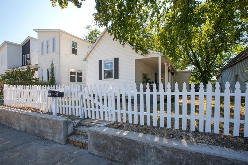 2021 9th Ave N, Nashville, TN 37208