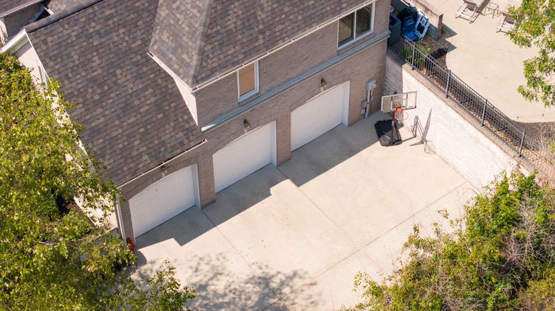 121 Glen Leven Way, Hendersonville, TN 37075