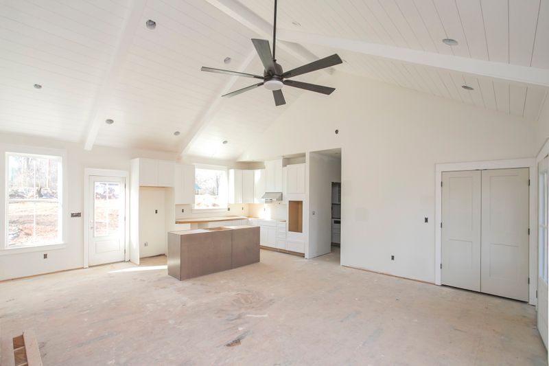 5021 Station Dr, Pegram, TN 37143