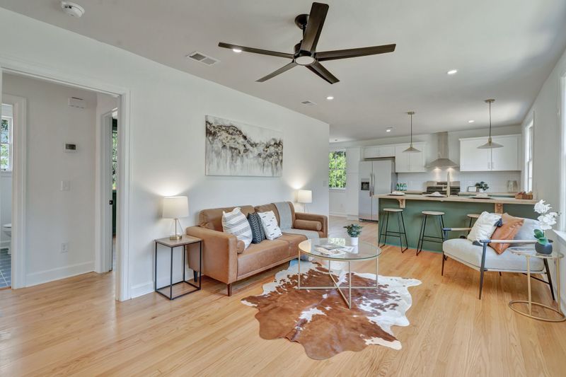 2404 Andrew Pl, Nashville, TN 37216