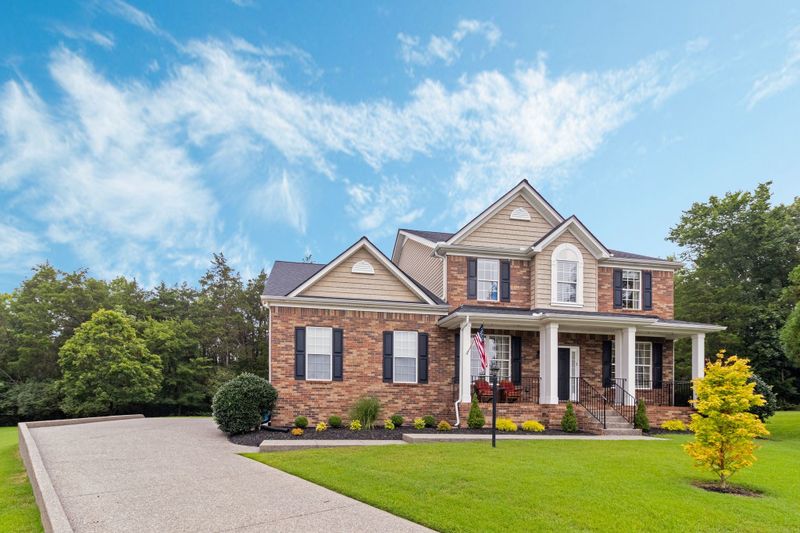 206 Chateau Ct, Mount Juliet, TN 37122