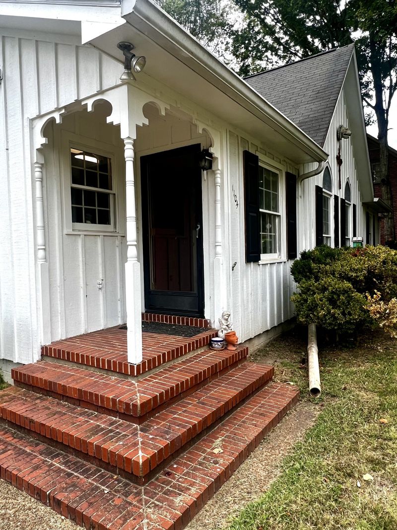 1104 Howard Ln, Columbia, TN 38401