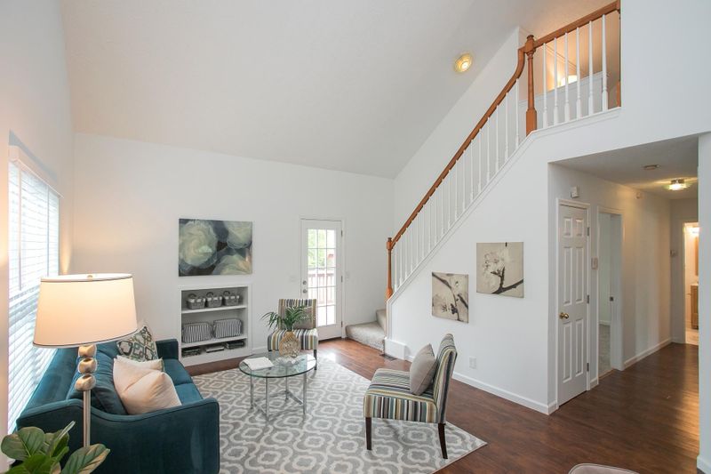2794 River Bend Dr, Nashville, TN 37214