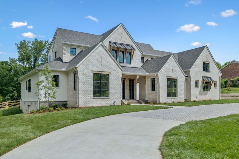 1214 Jefferson Davis Dr, Brentwood, TN 37027