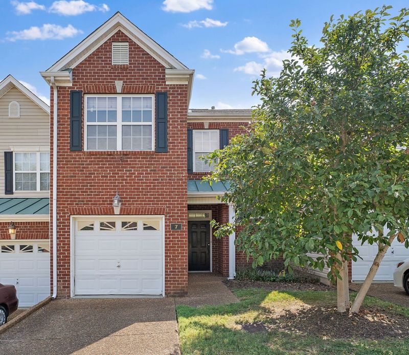 7 Fawn Creek Ps, Nashville, TN 37214