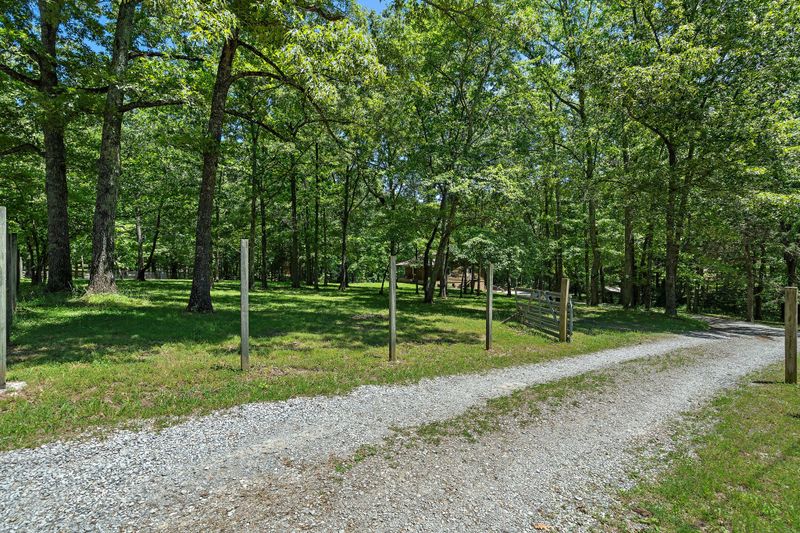 7114 Bahne Rd, Fairview, TN 37062