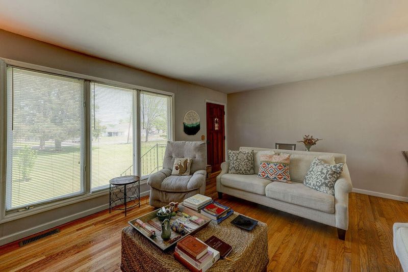540 Steele Rd, Rossville, GA 30741