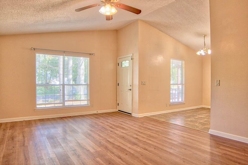 120 Nw Santa Fe Trl, Dalton, GA 30721