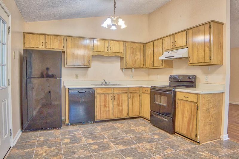 120 Nw Santa Fe Trl, Dalton, GA 30721