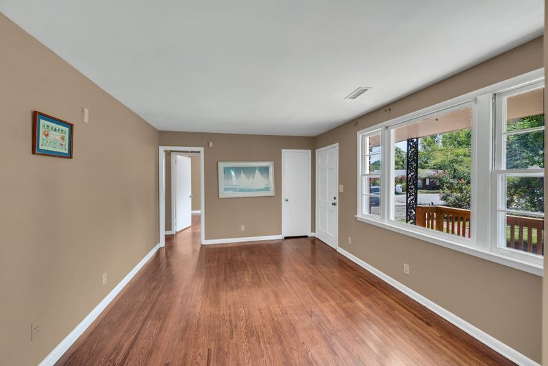 302 Leo Ct, Nashville, TN 37211