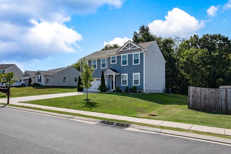 219 Nottingham Ln, La Vergne, TN 37086