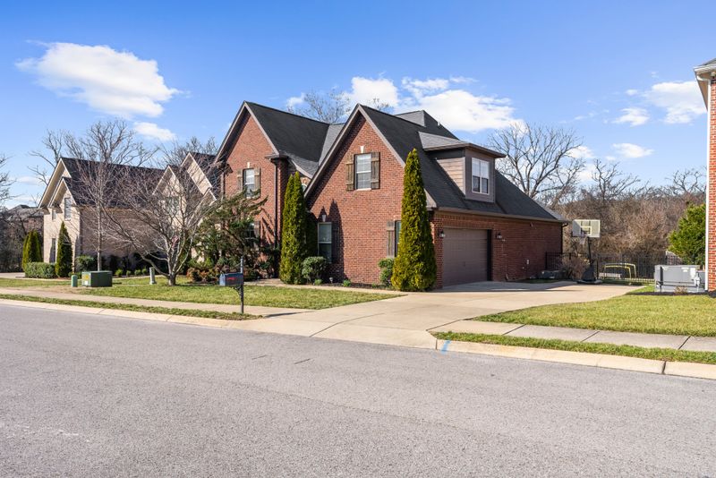 7003 Brindle Ridge Way, Spring Hill, TN 37174