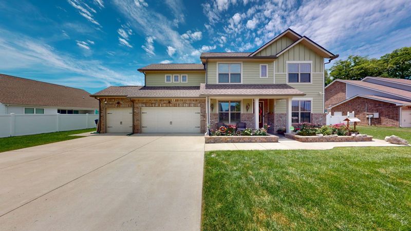 2608 Parkwood Dr, Murfreesboro, TN 37128