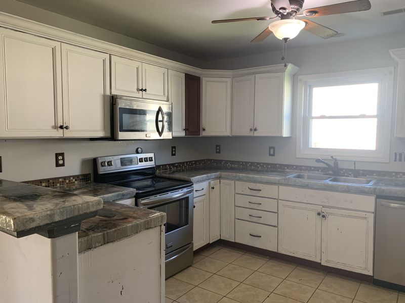 1208 Bothwell Pl, Gallatin, TN 37066