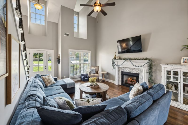 1719 Drayton Dr, Murfreesboro, TN 37130