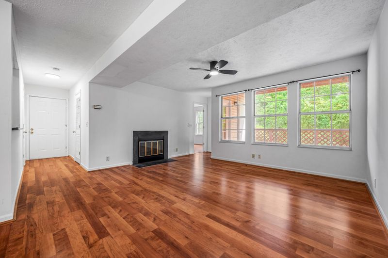 115 N Timber Dr, Nashville, TN 37214