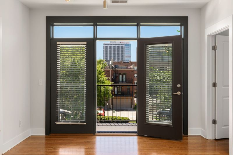 817 3rd Ave N #316, Nashville, TN 37201