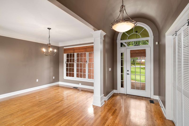 110 Century Oak Dr, Franklin, TN 37069