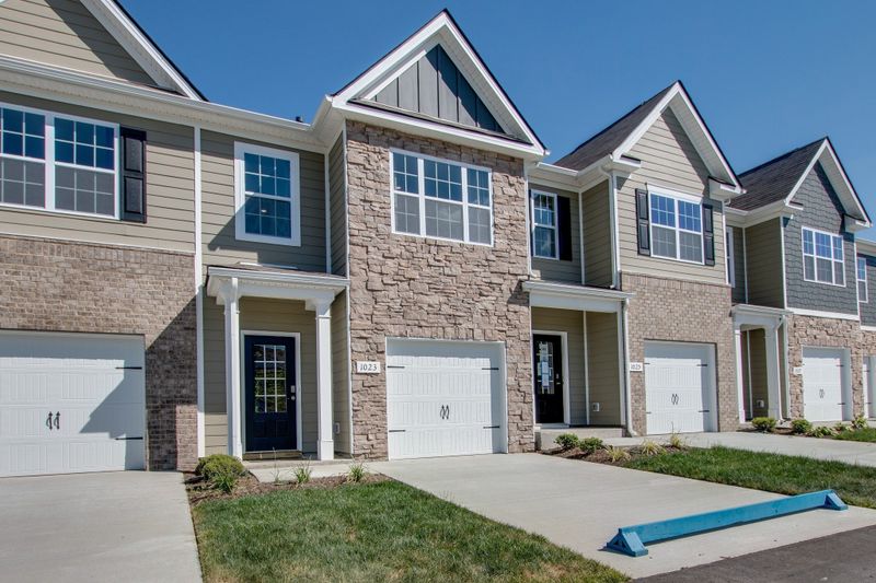 644 Longtail Ln, Lebanon, TN 37090
