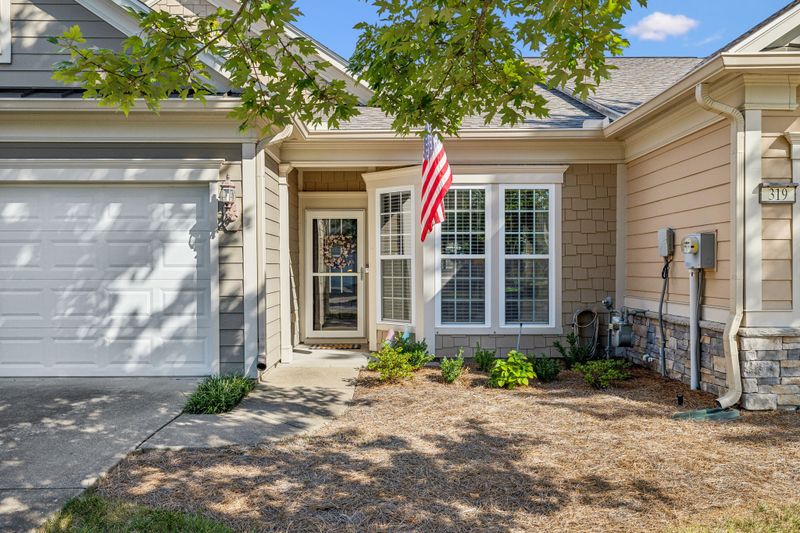 317 Blockade Ln, Mount Juliet, TN 37122