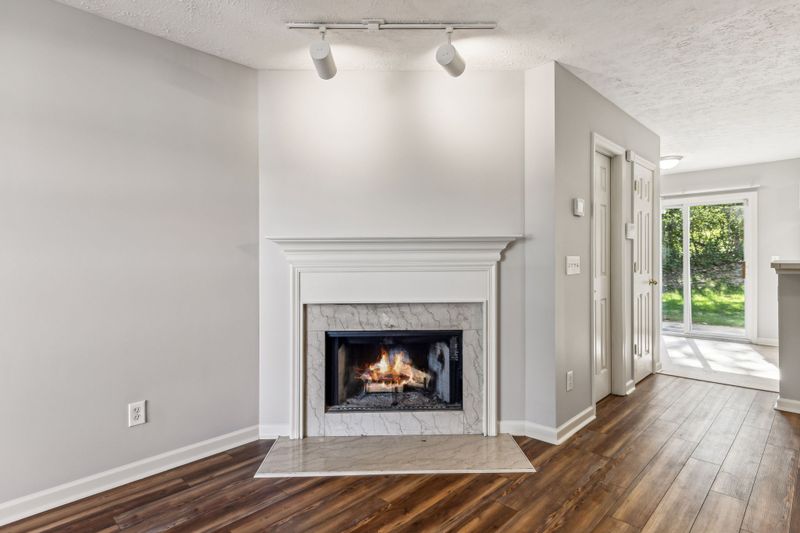592 Flintlock Ct, Nashville, TN 37217