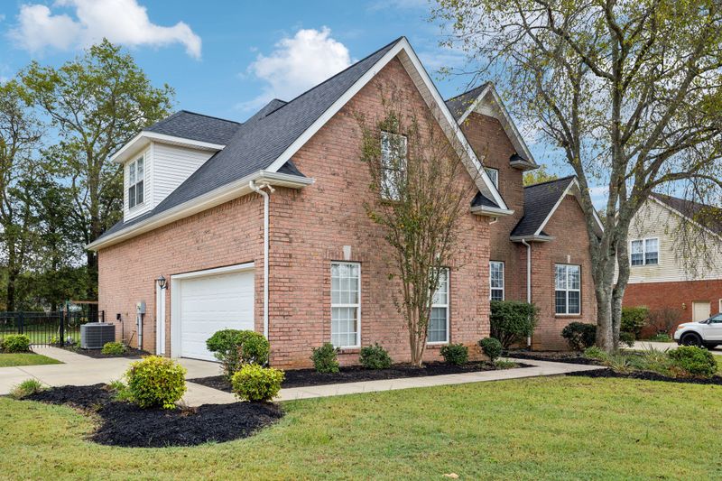 7212 Cloverdale Way, Murfreesboro, TN 37129