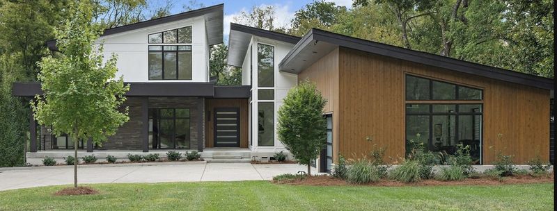 1621 Graybar Ln, Nashville, TN 37215